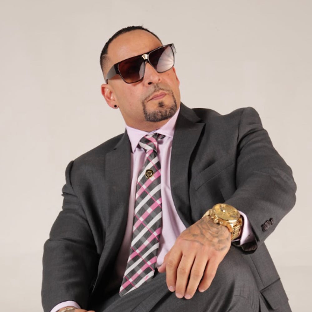 Hire Reyes Speaks - Motivational Speaker in Las Vegas, NV | GigSalad