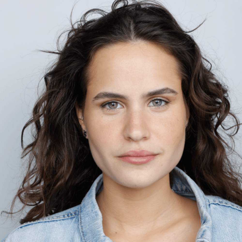 Profile thumbnail image for Luana Lima