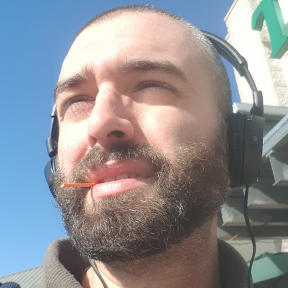 Profile thumbnail image for Alex Croft Live