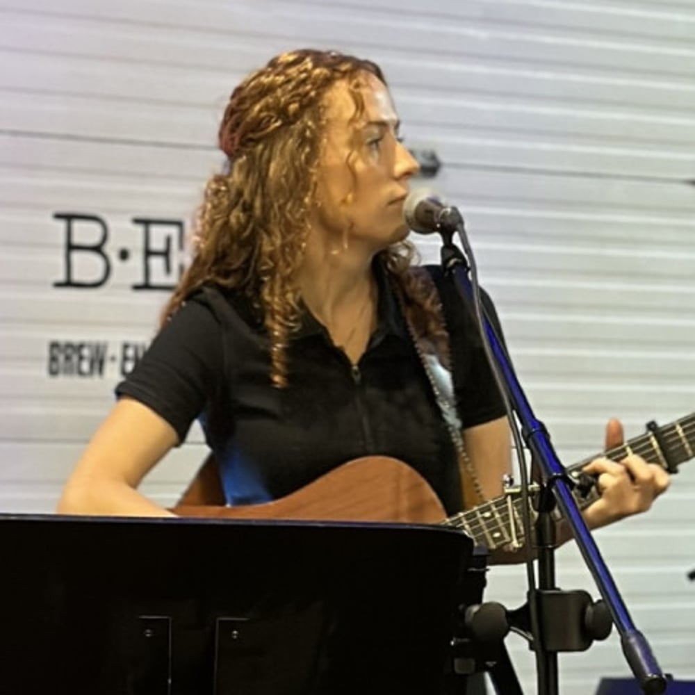 Profile thumbnail image for Amelia Wright Music