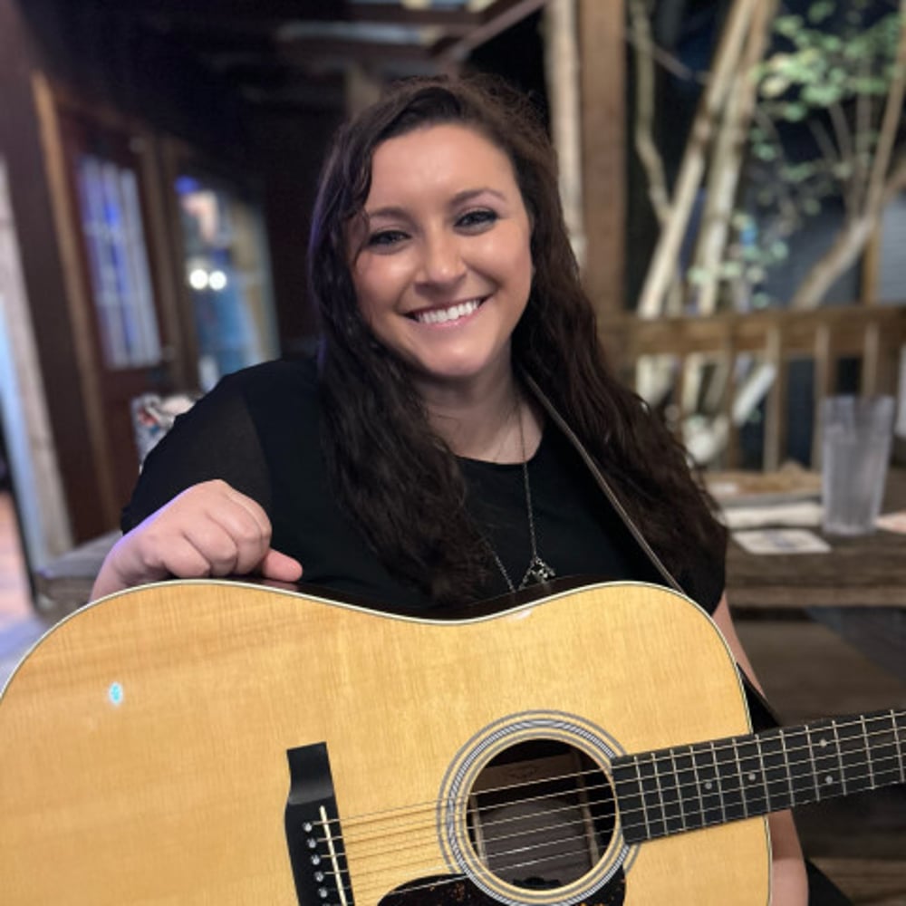 Profile thumbnail image for Ashley Bitz