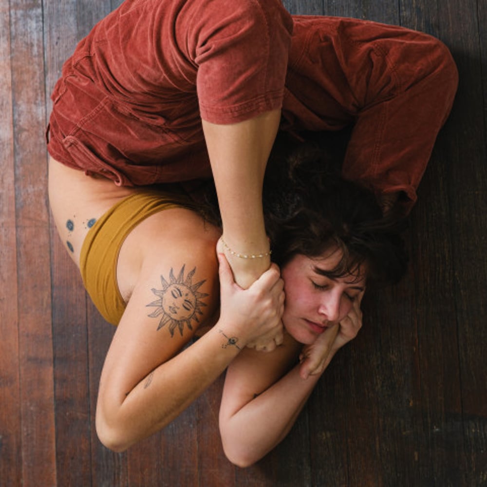 Profile thumbnail image for Ava Gowanloch wiggly bendy contortionist