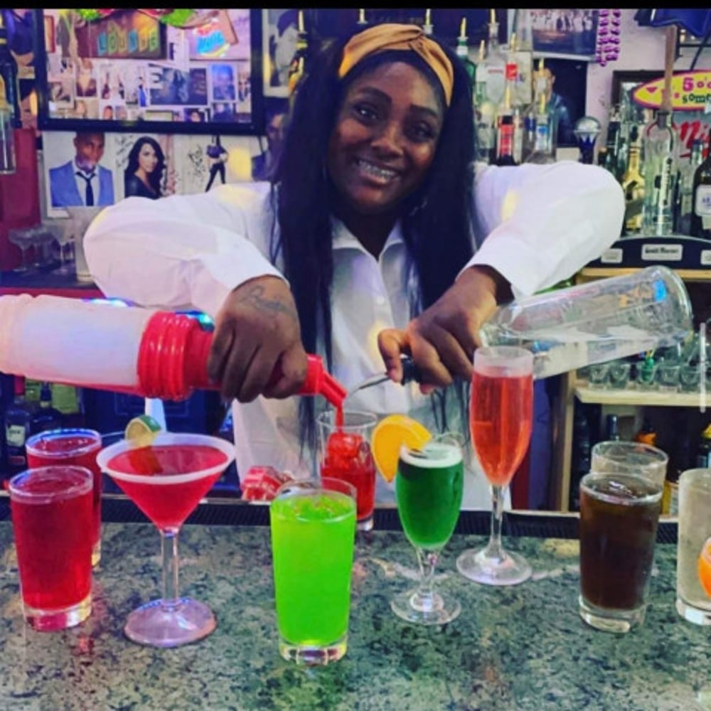 Profile thumbnail image for Bartender nessa