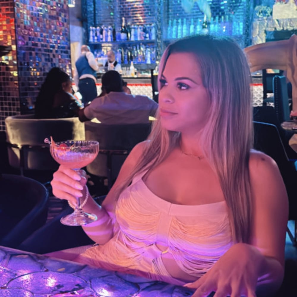 Profile thumbnail image for Bartending with Julie