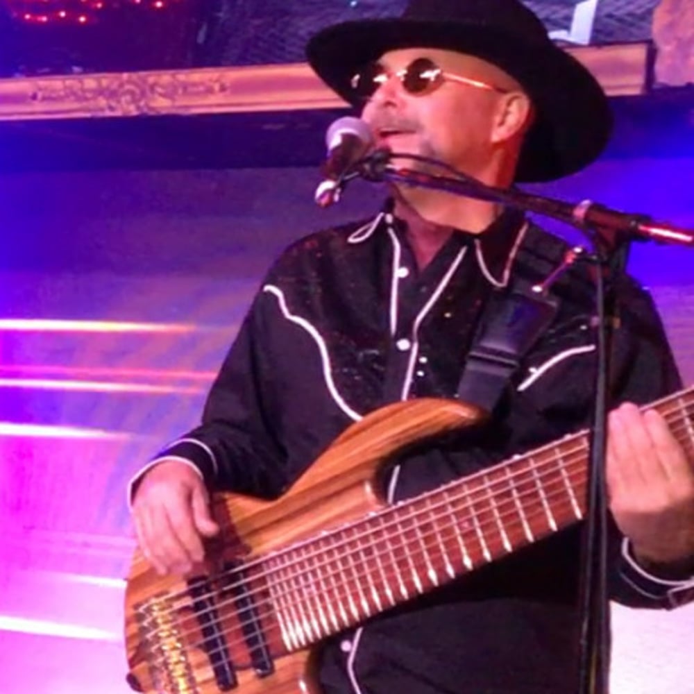Profile thumbnail image for Carter Crosby - Bassist For Hire