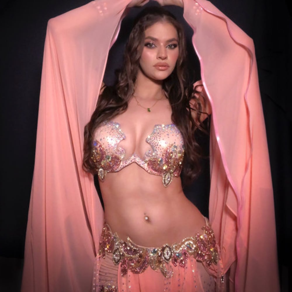 Profile thumbnail image for Oly Belly Dancer and Fire Dance