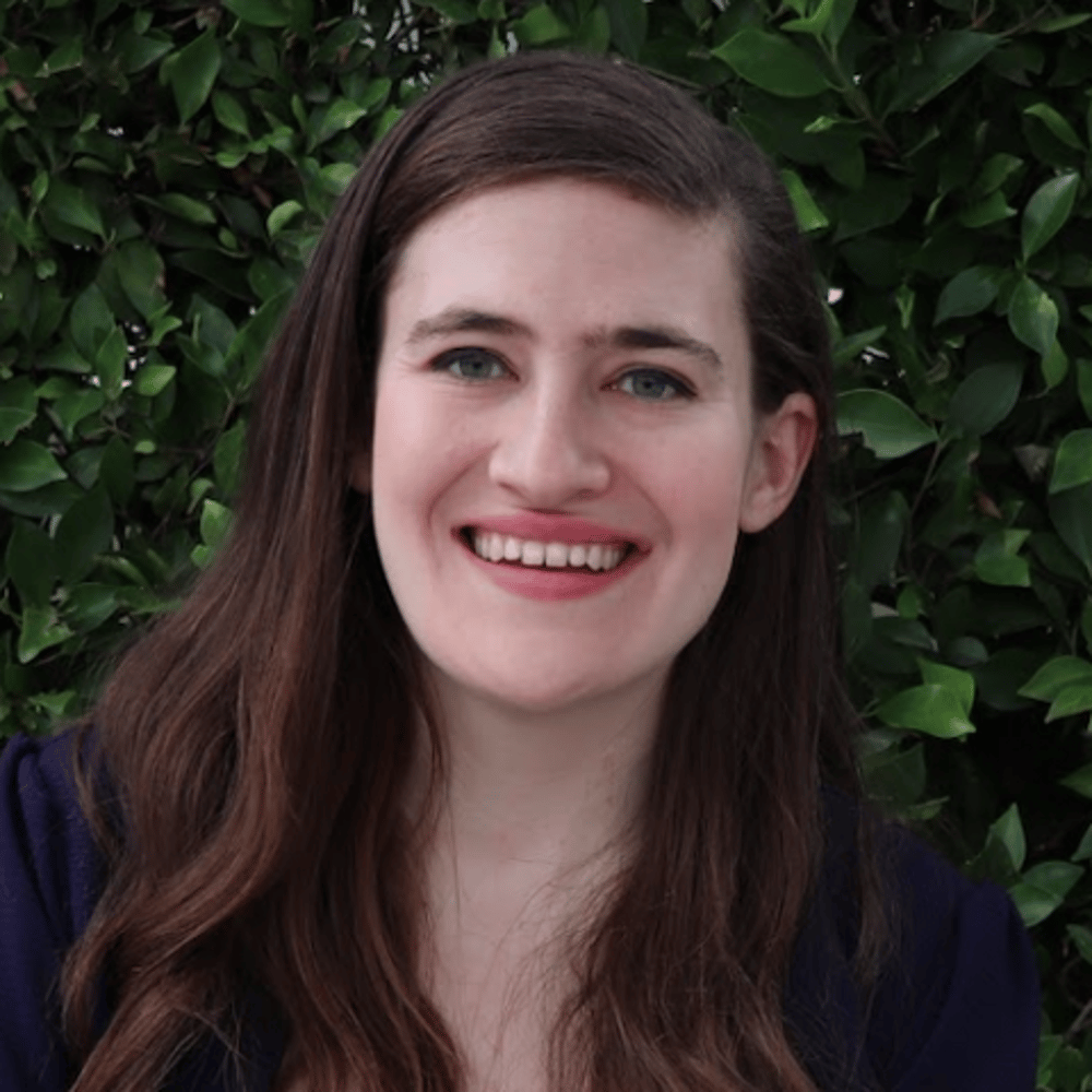 Profile thumbnail image for Elyza Halpern