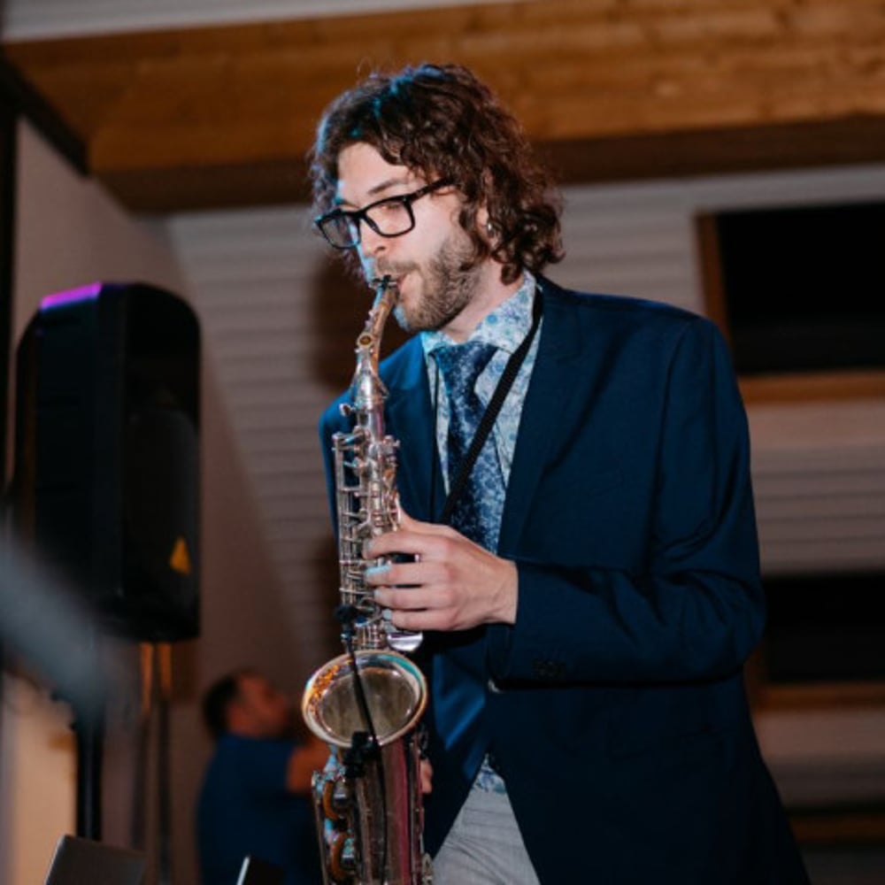 Profile thumbnail image for Derli Sax