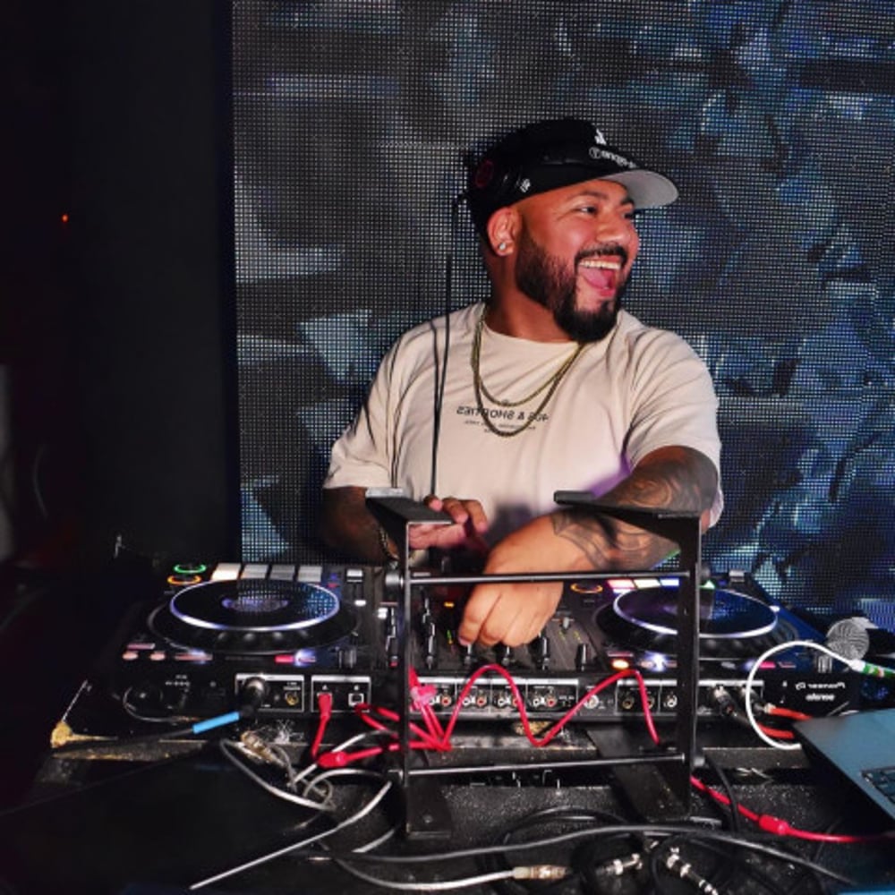 Profile thumbnail image for Dj300