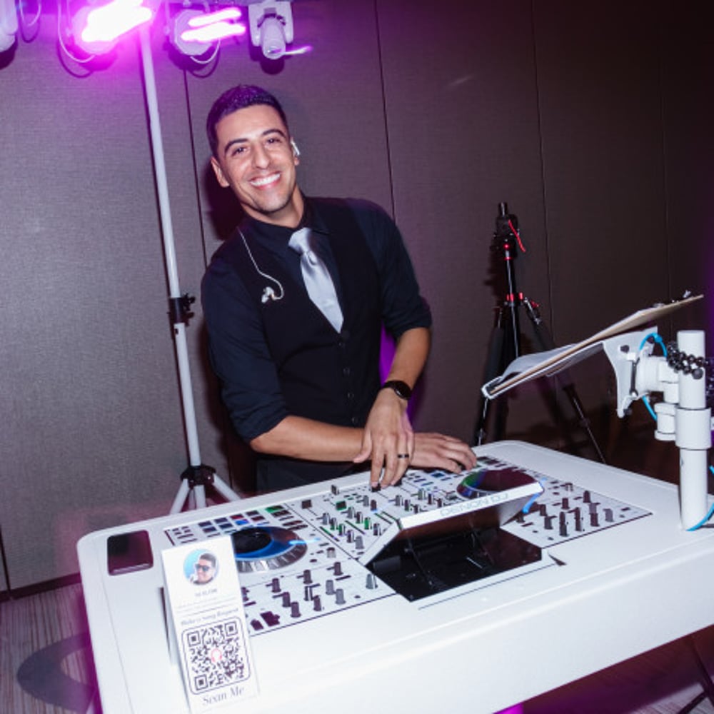 Profile thumbnail image for Dj Elow