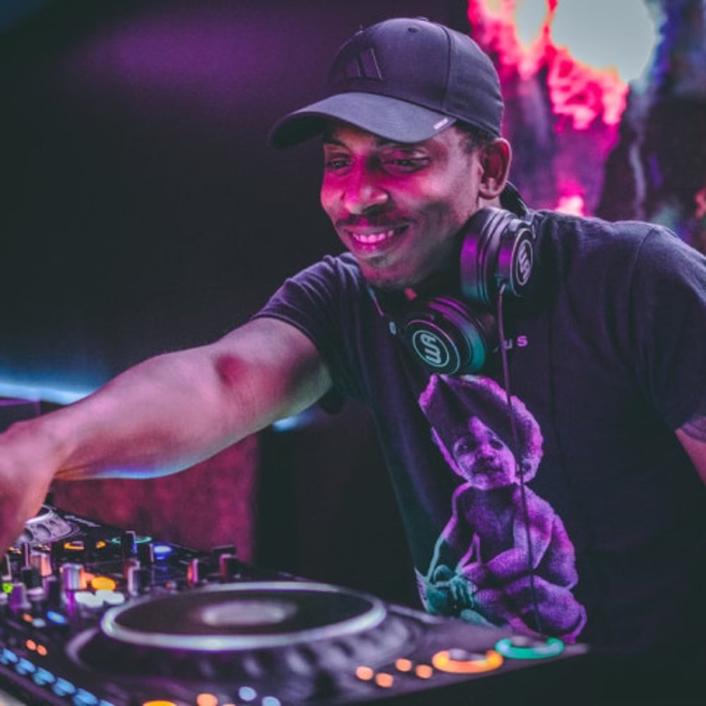 Profile thumbnail image for DJ Eupho