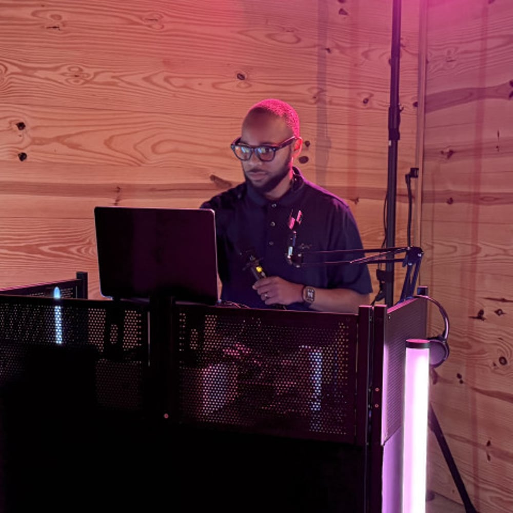 Profile thumbnail image for DJ Fizz