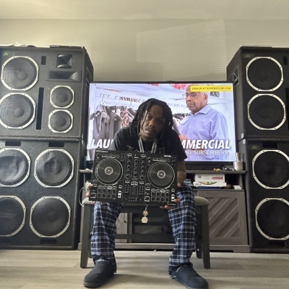 Profile thumbnail image for DJ Loyol