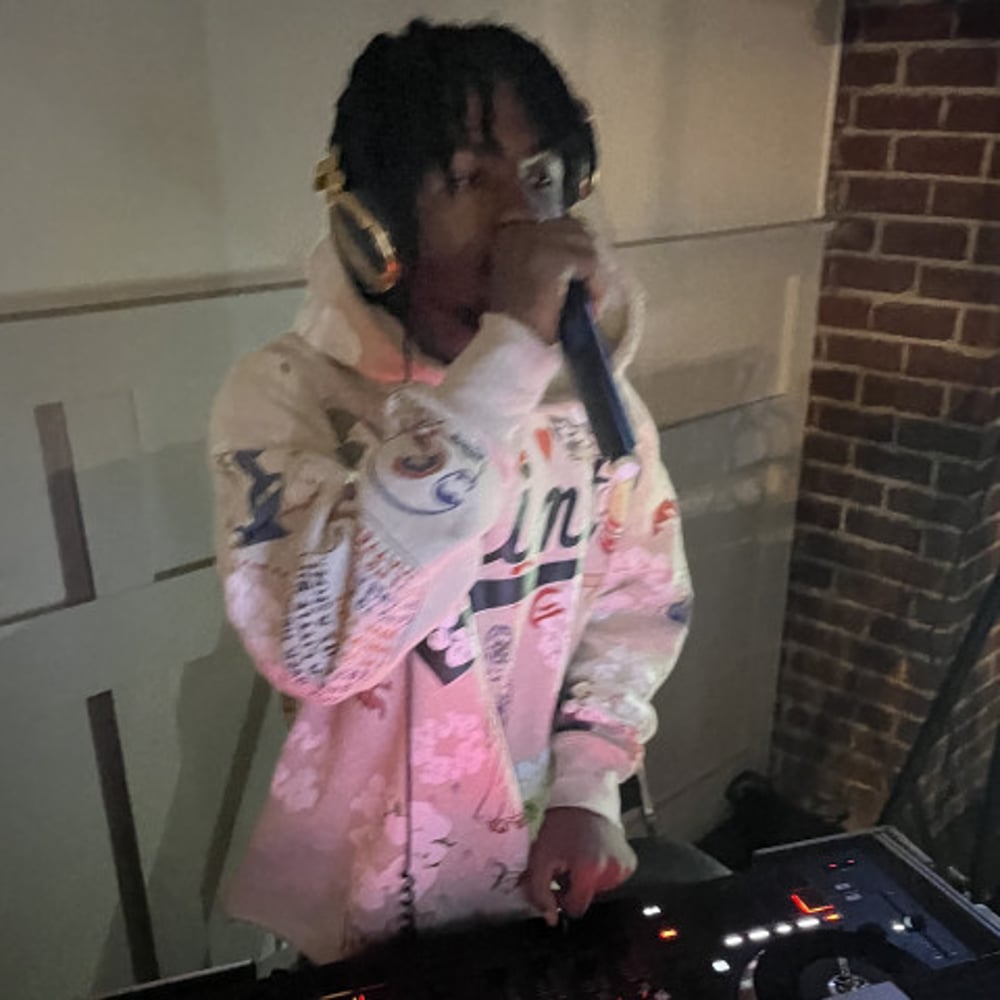 Profile thumbnail image for DJ Maricxldhart