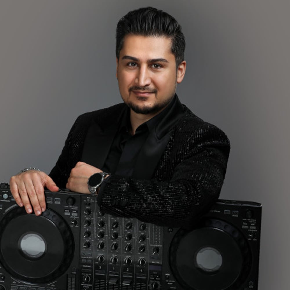 Profile thumbnail image for DJ Phoenix