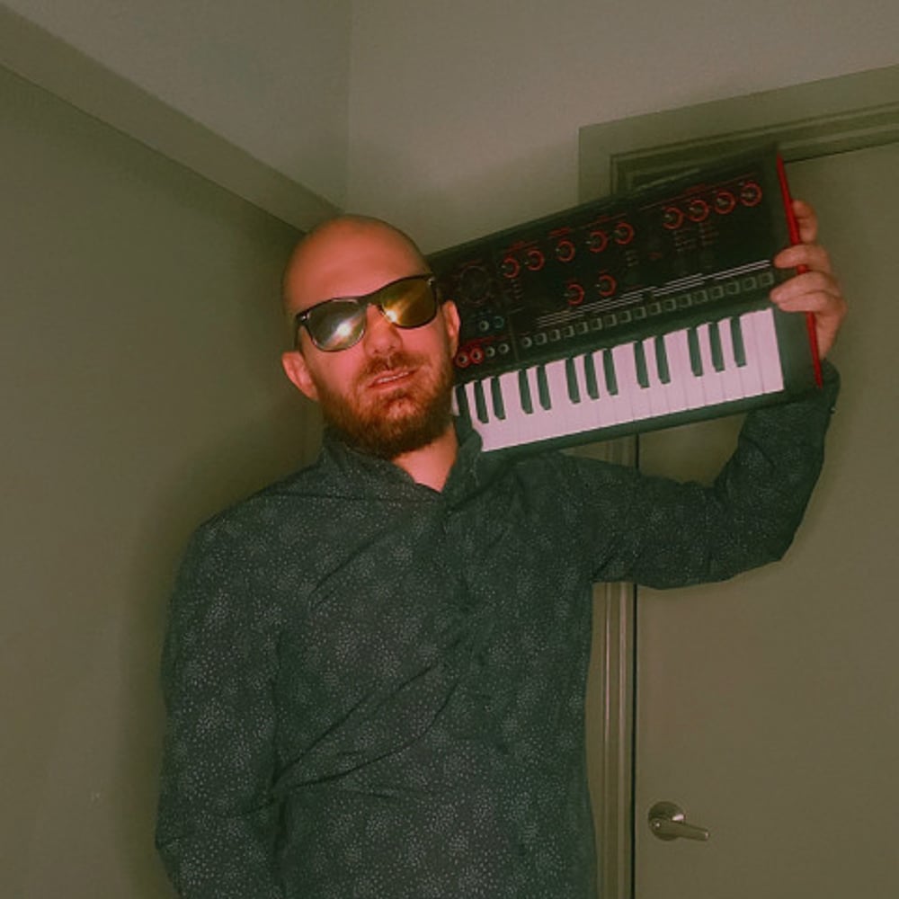 Profile thumbnail image for DJ Rchetype