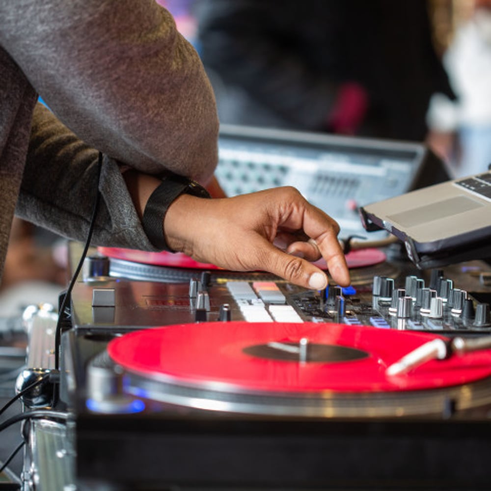 Profile thumbnail image for DJ Ron T