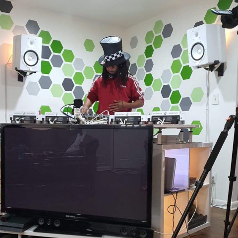 Profile thumbnail image for DJ Skeletrek