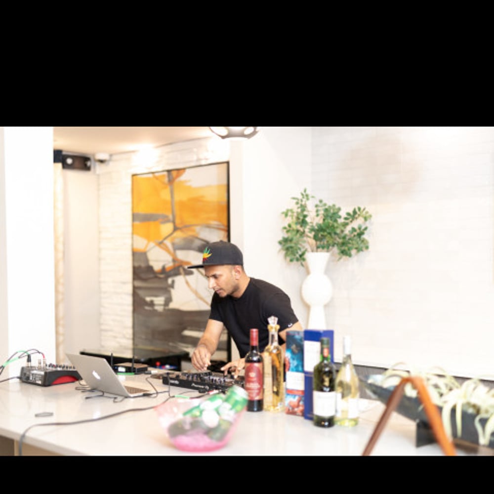 Profile thumbnail image for DJ Swash