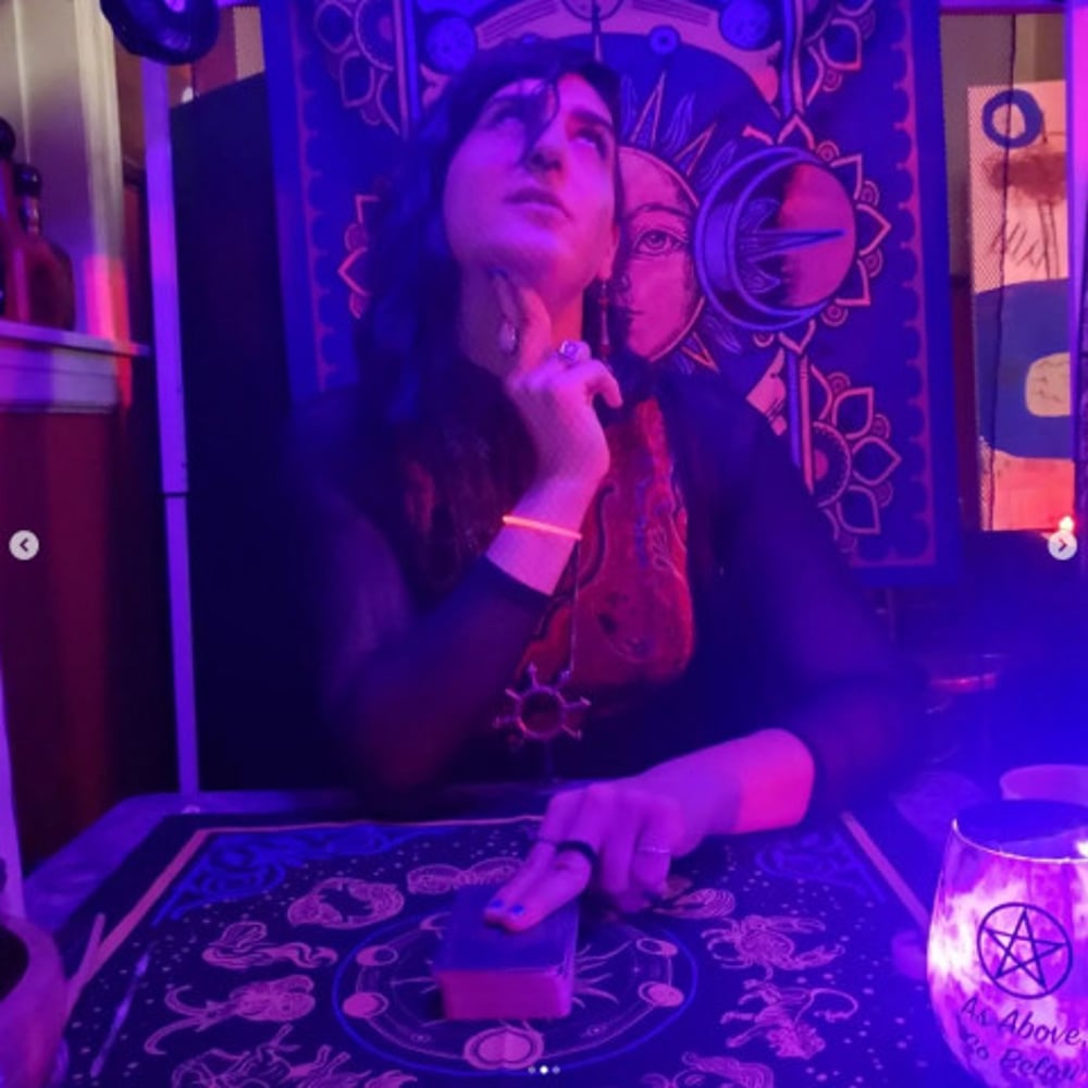 Profile thumbnail image for Dragon Reflections Tarot Readings