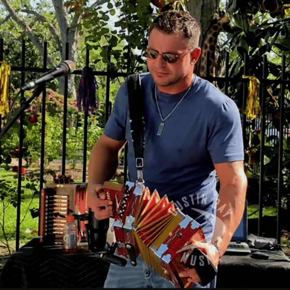 Profile thumbnail image for Dustin Ray & Southern Groove