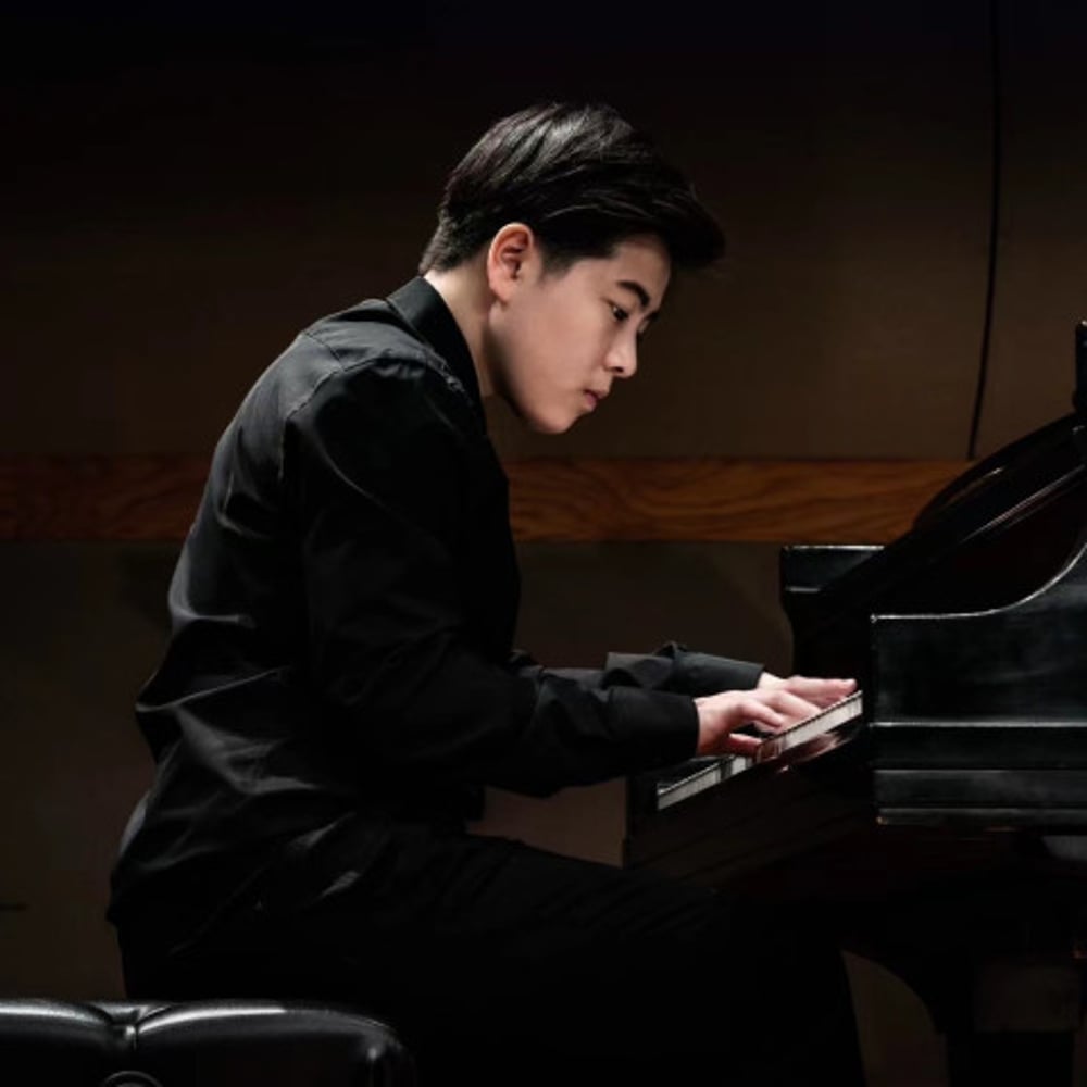 Profile thumbnail image for Dylan Wong Classical Pianist