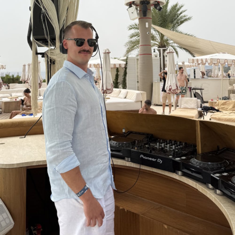 Profile thumbnail image for EDM / House DJ