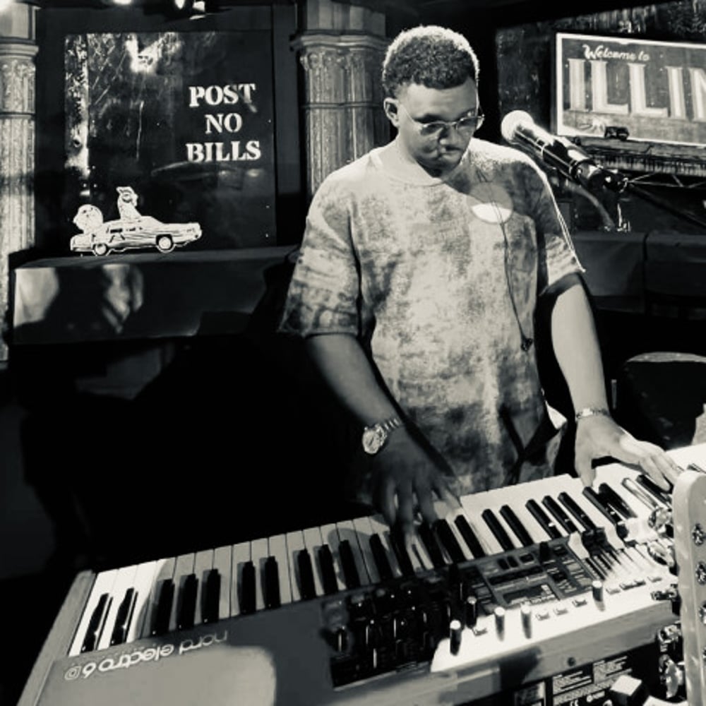 Profile thumbnail image for Elijah Lyons & Friends