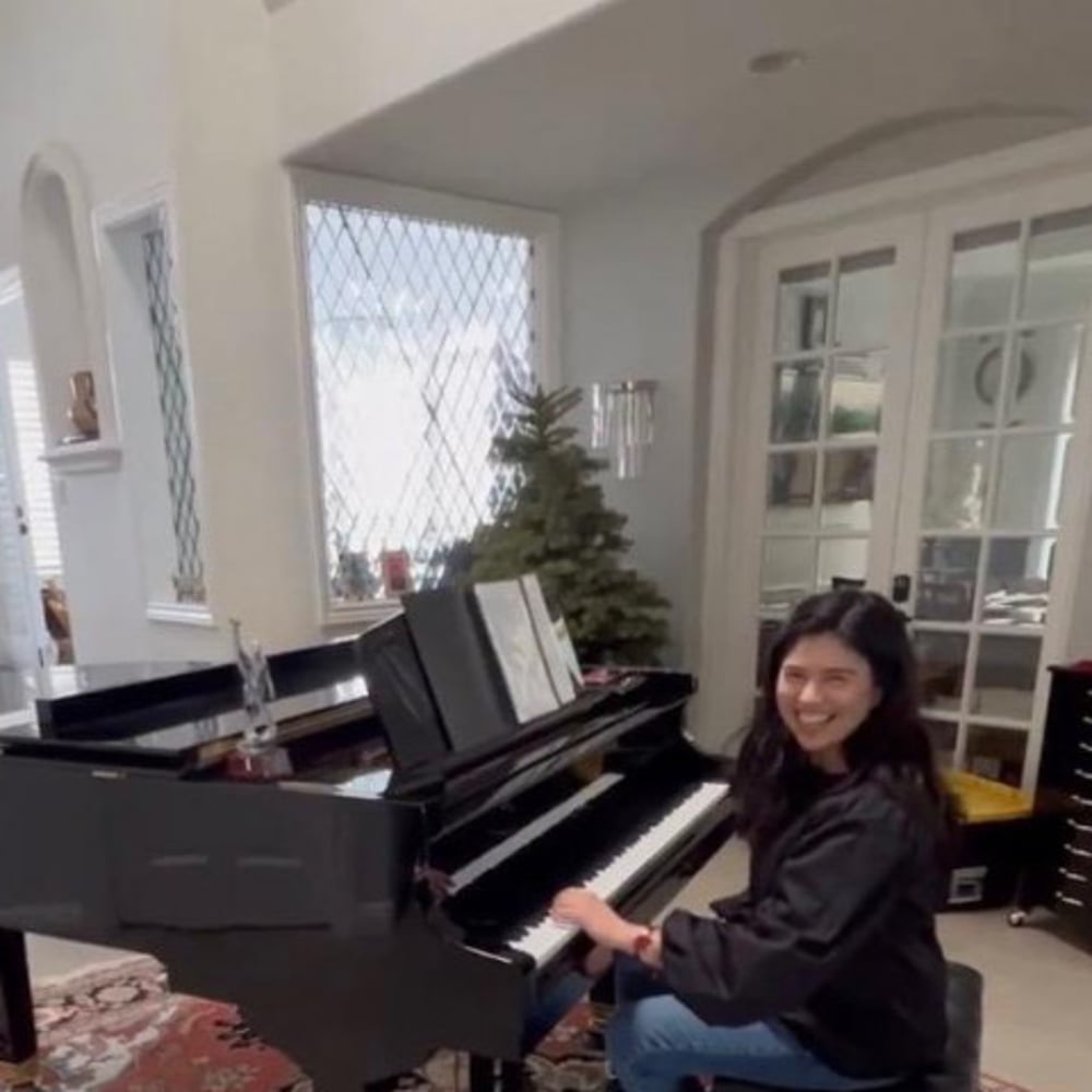 Profile thumbnail image for Elite Piano Performance
