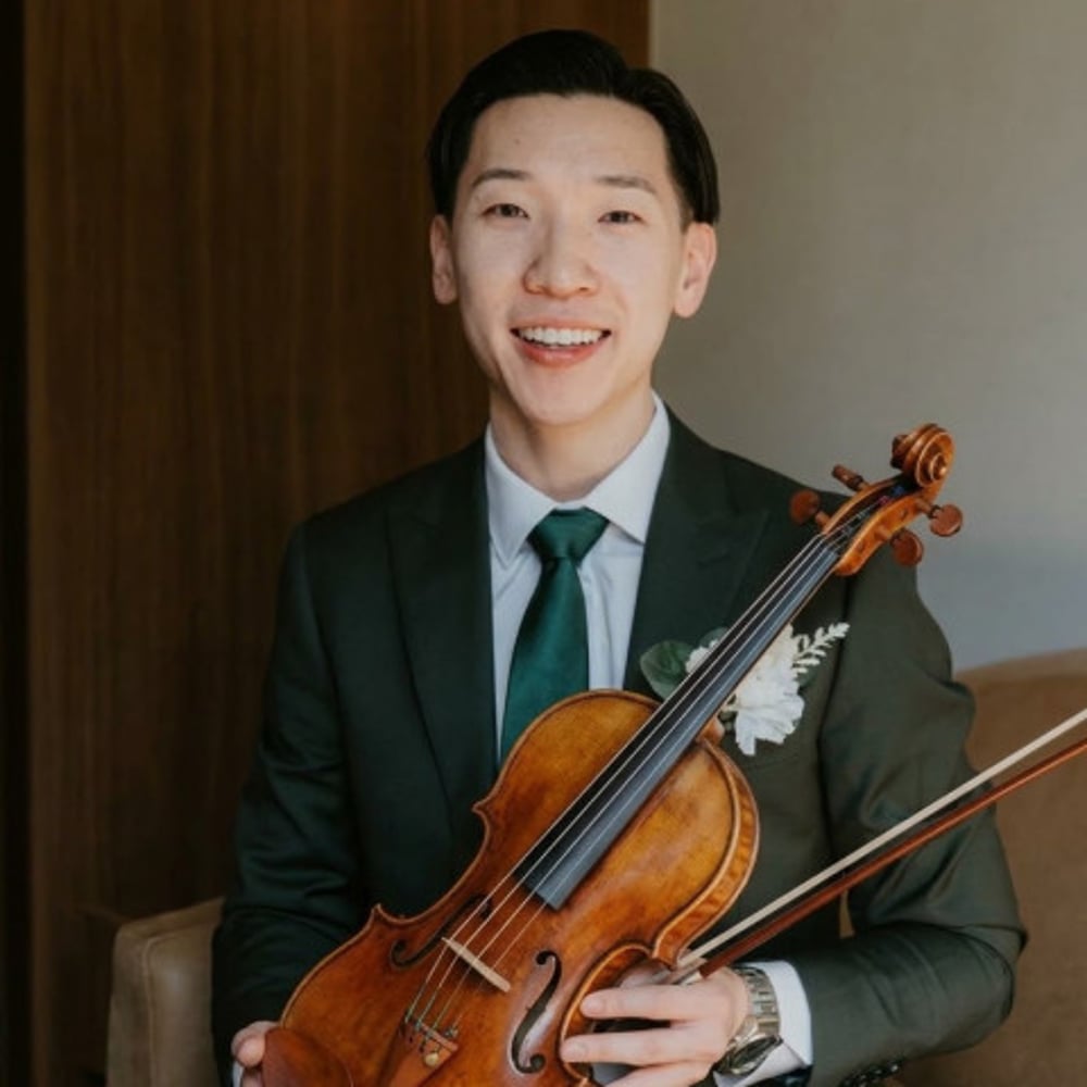 Profile thumbnail image for Elliot Liu - Wedding & Event Violinist