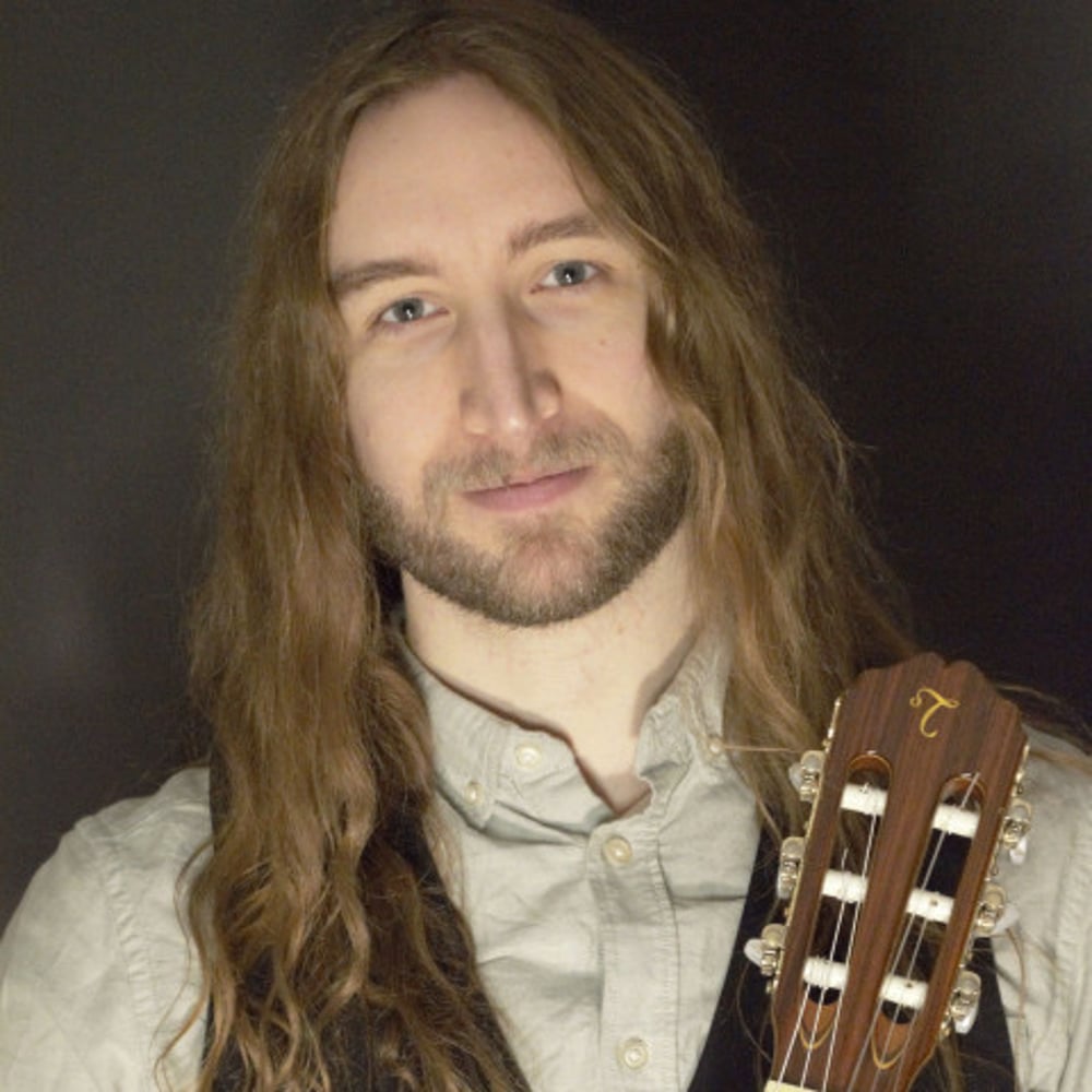 Profile thumbnail image for Elliott Vernon classical guitar