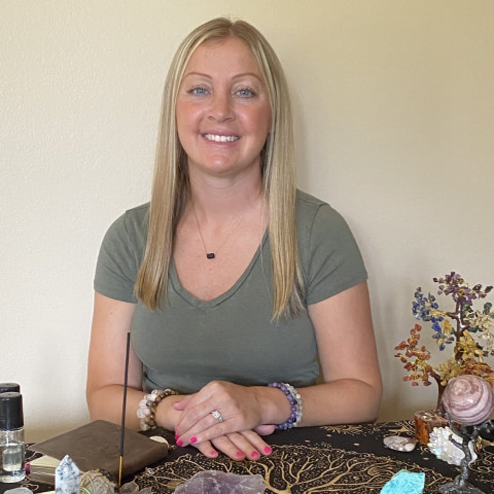Profile thumbnail image for Energy Healing with Cassy