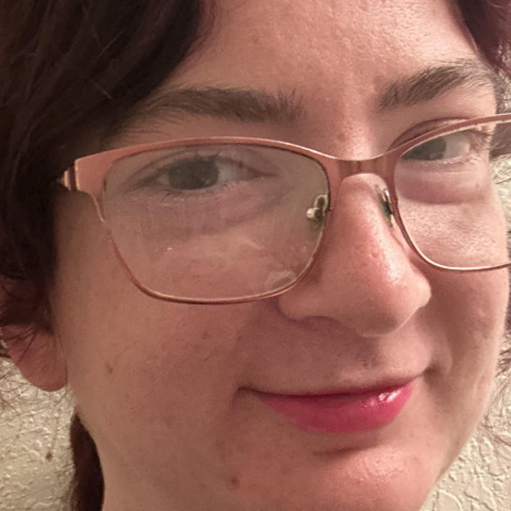 Profile thumbnail image for Erin Masterson Artist