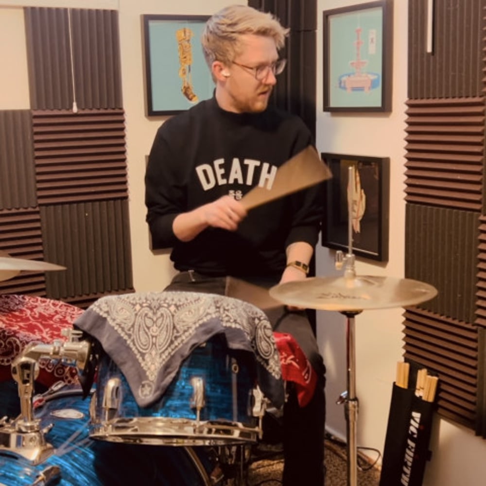 Profile thumbnail image for Ethan Leslie