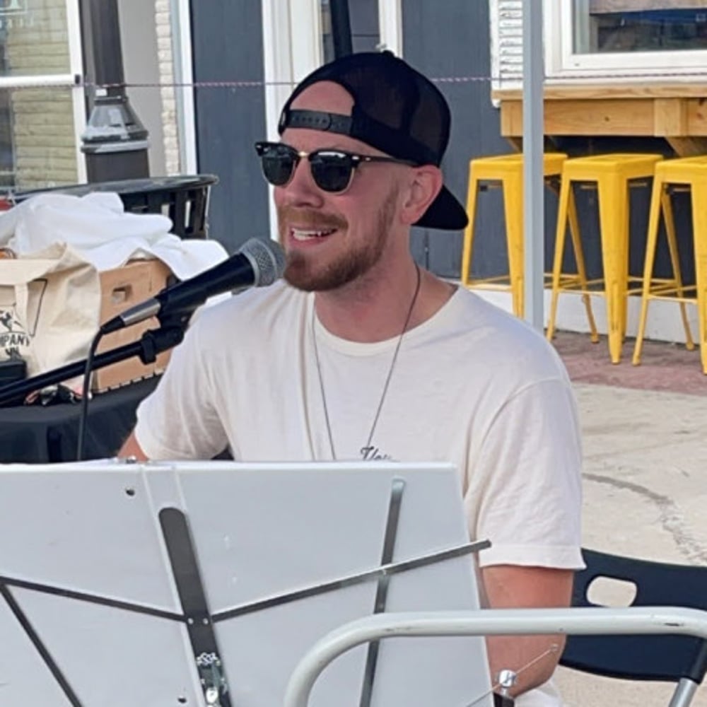 Profile thumbnail image for Evan Guetzlaff Music
