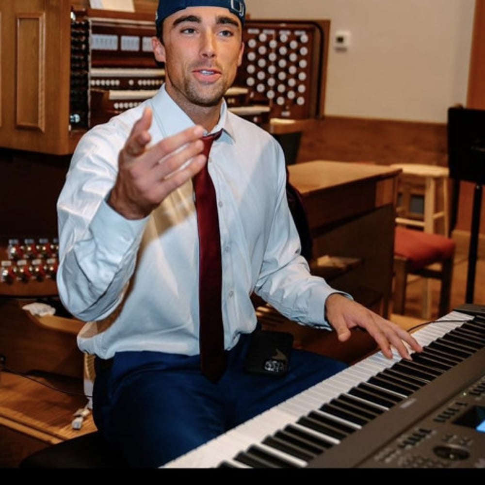 Profile thumbnail image for Event Pianist (Weddings, etc)