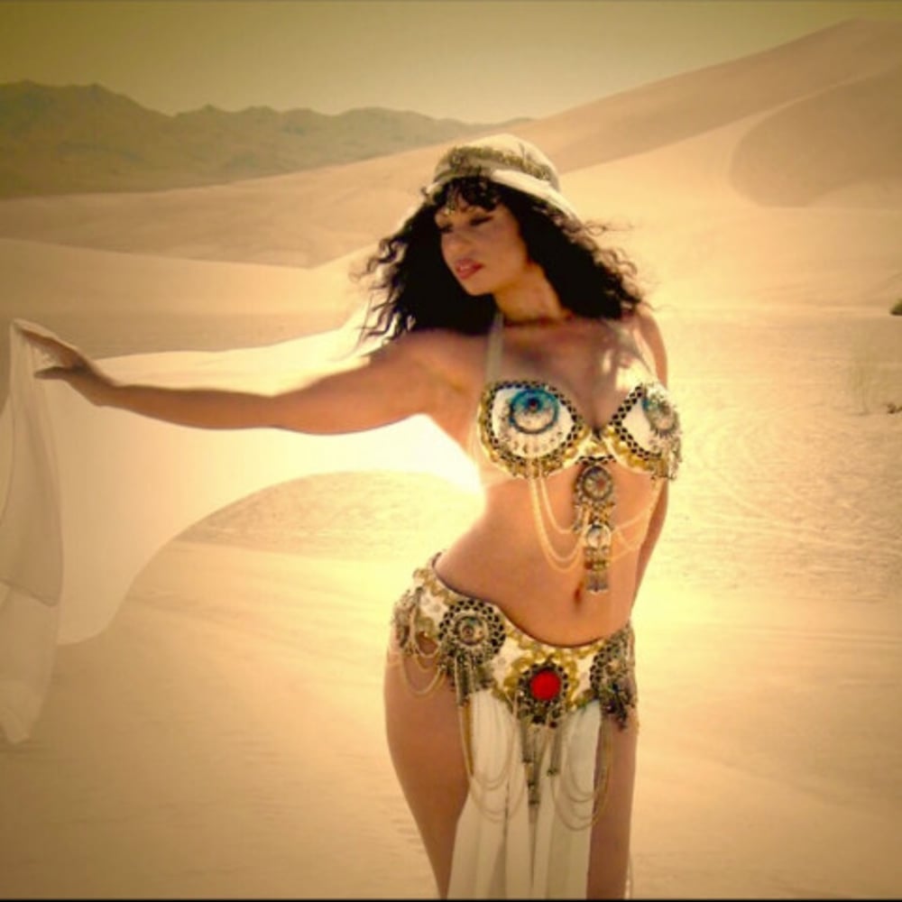 Profile thumbnail image for Farasha The Desert Siren