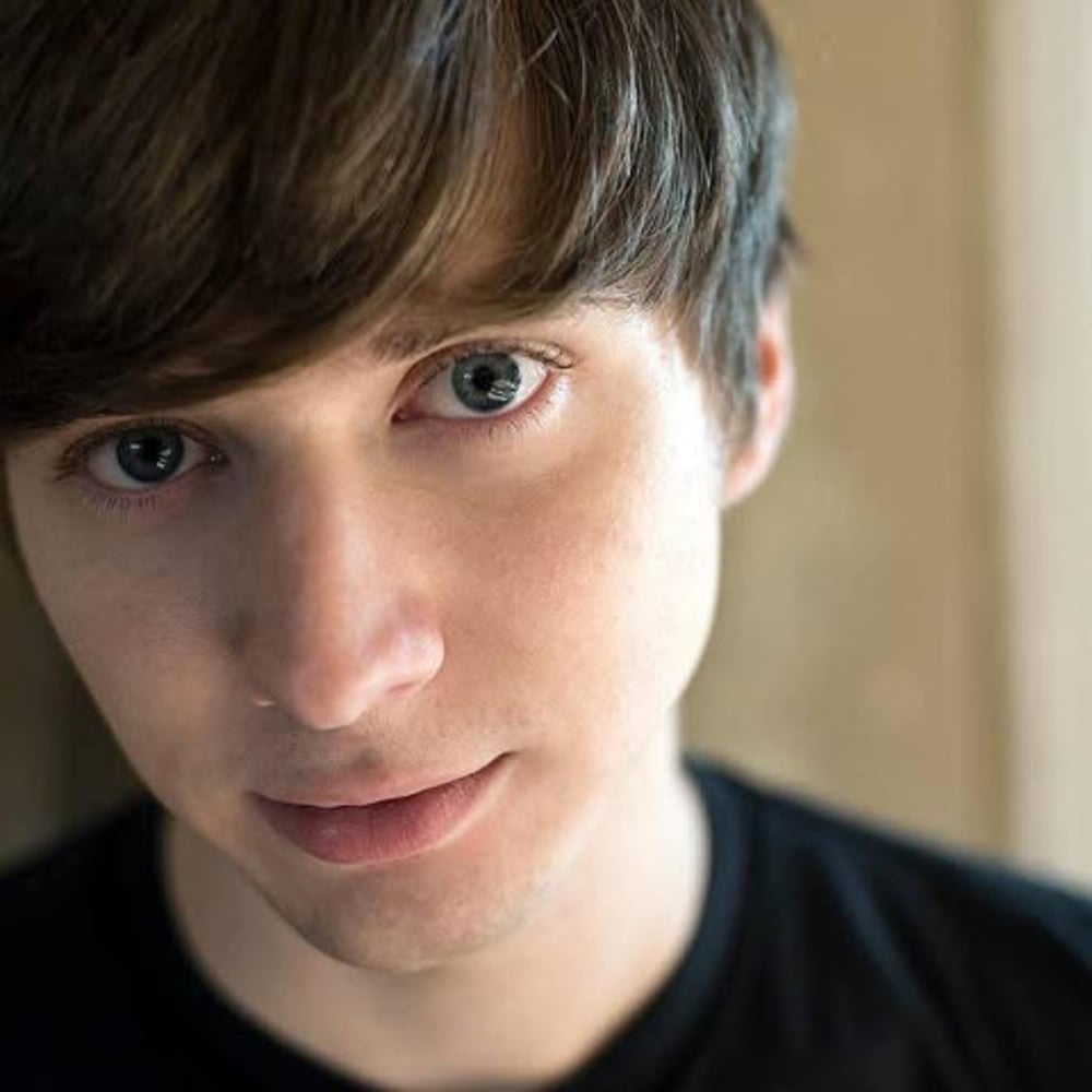 Profile thumbnail image for Fast & Professional Voice Acting