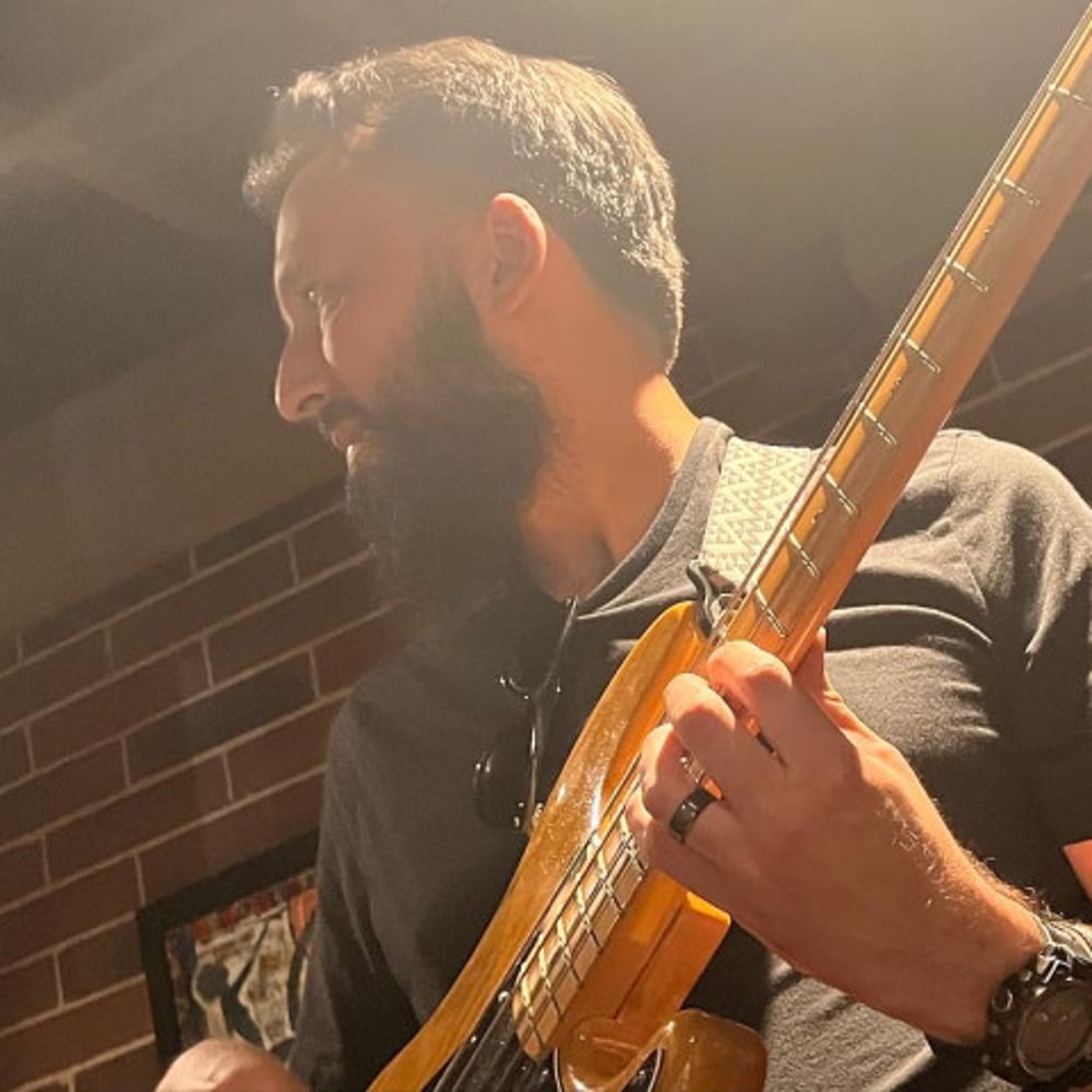 Profile thumbnail image for Freelance Bassist, Michael D