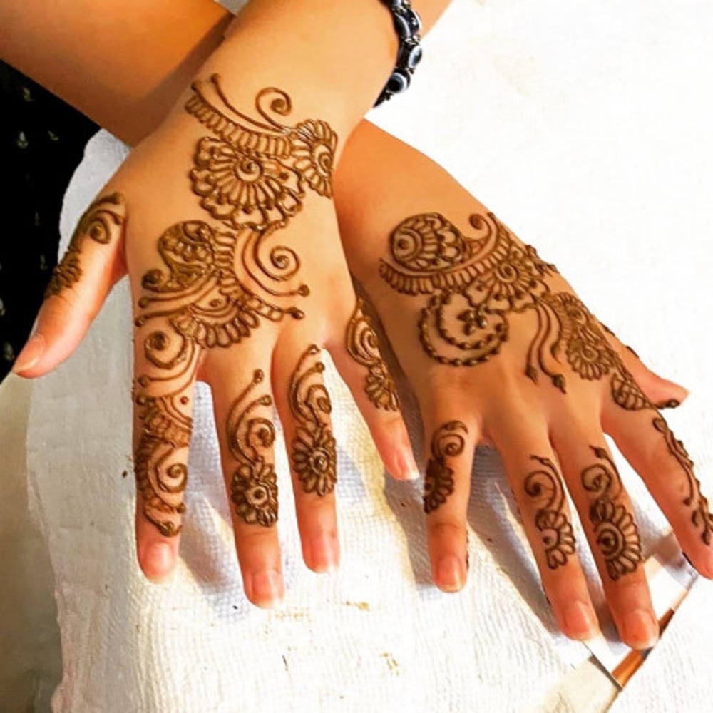 Profile thumbnail image for Henna Artist