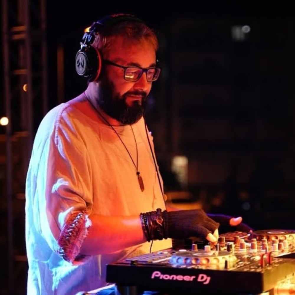 Profile thumbnail image for House Music Mafia – DJ Emre
