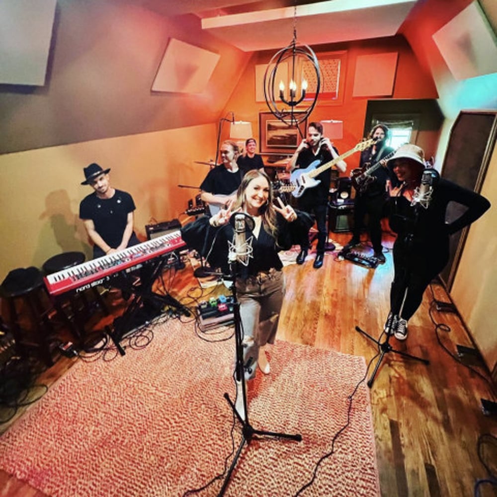 Profile thumbnail image for Kara Frazier & The Blue House Band