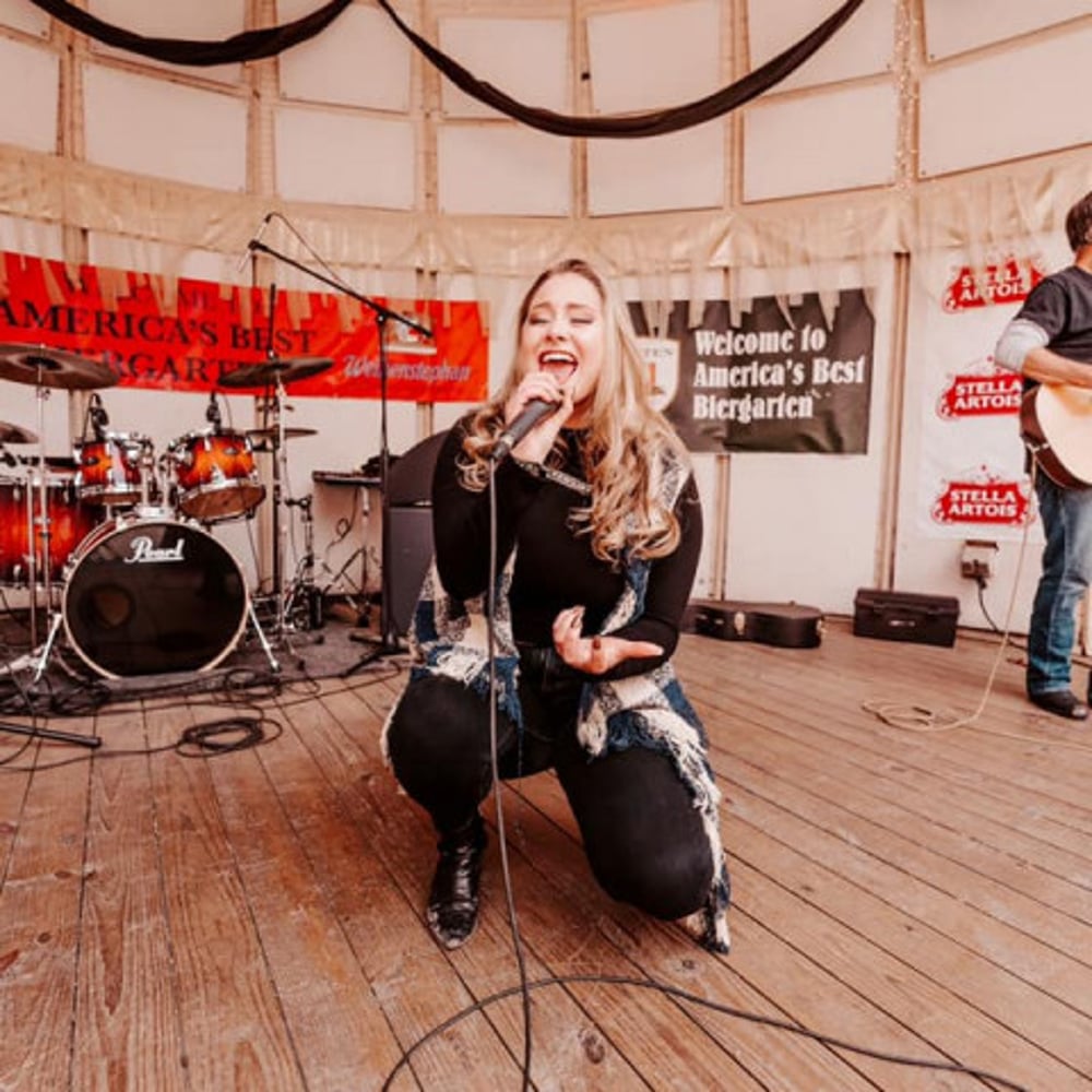 Profile thumbnail image for Kari Baker singer