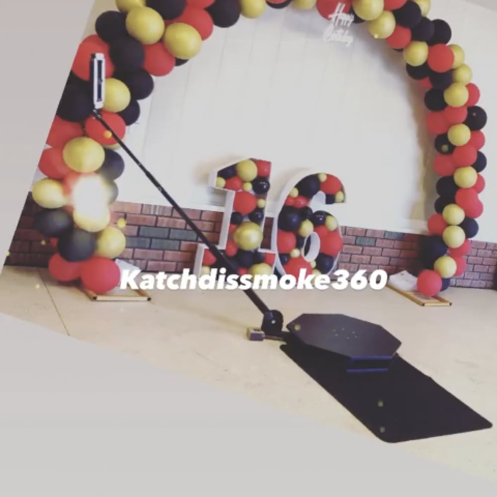 Profile thumbnail image for Katch Dis smoke 360 Photo Booth