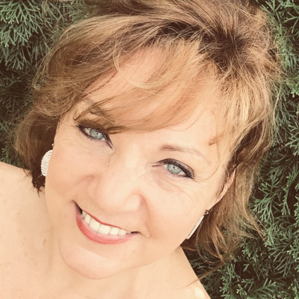 Profile thumbnail image for Kelly Broadway Entertainer