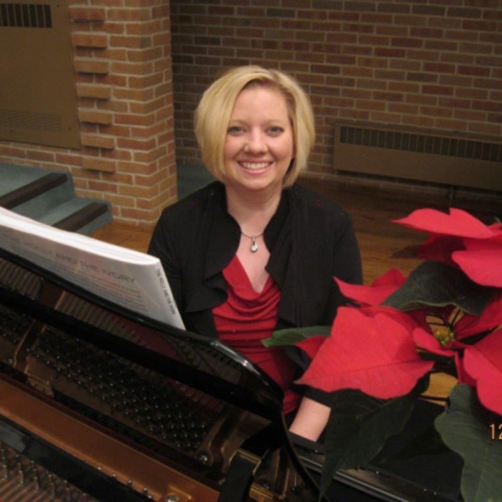 Profile thumbnail image for Kristin Neubecker, pianist