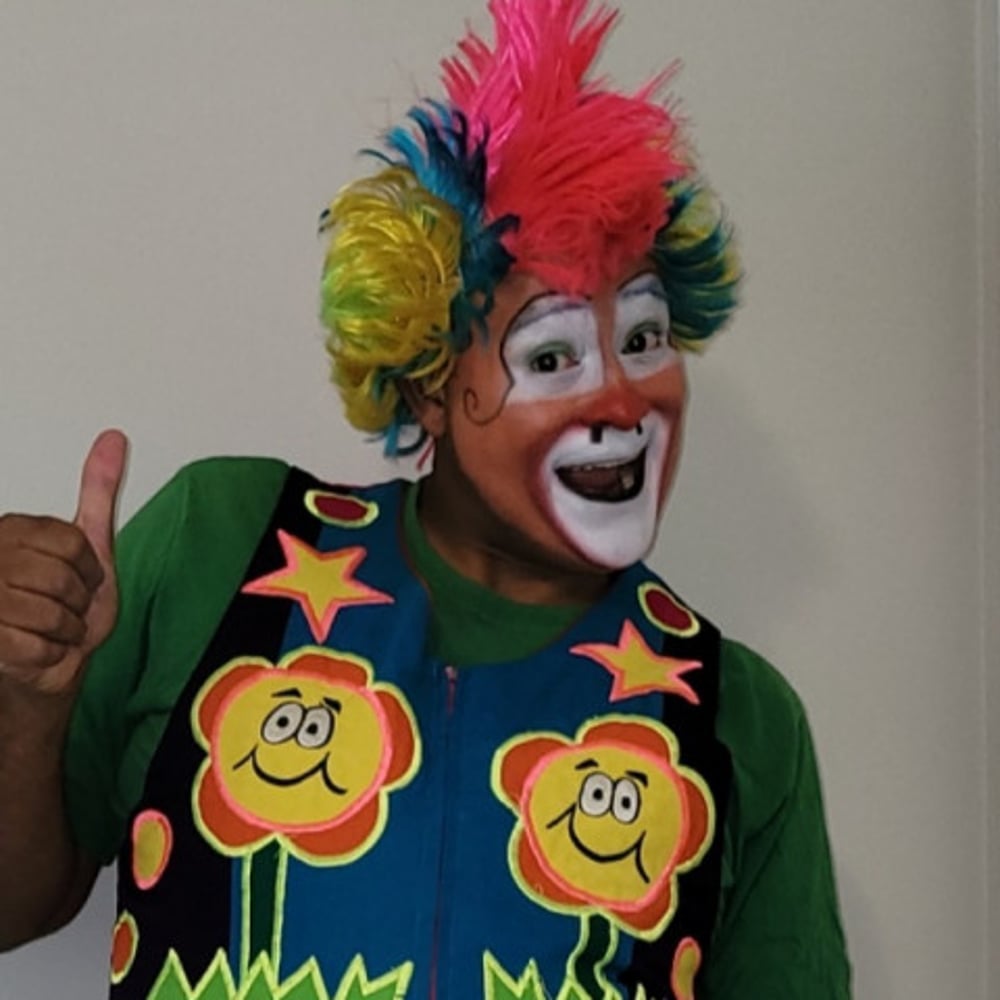 Profile thumbnail image for Larguilucho The Clown