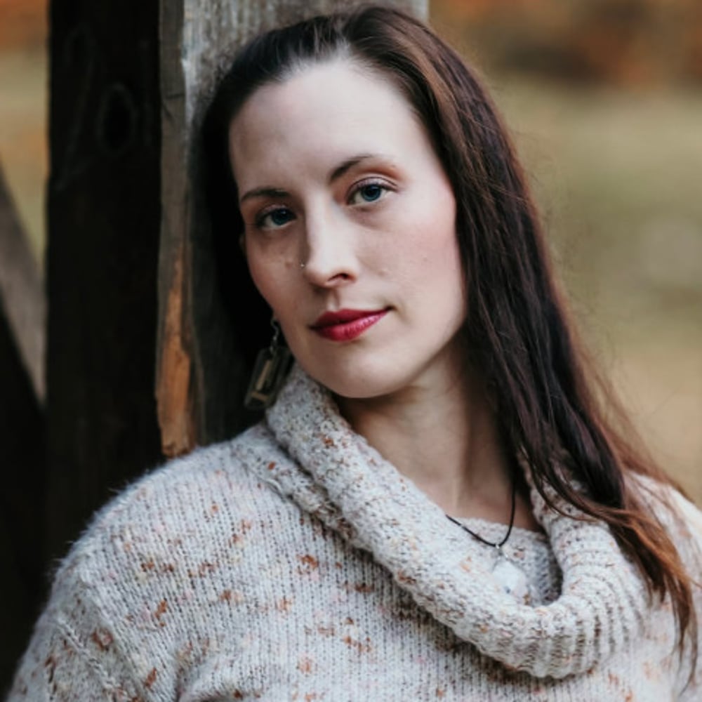 Profile thumbnail image for Lauren Ratushev