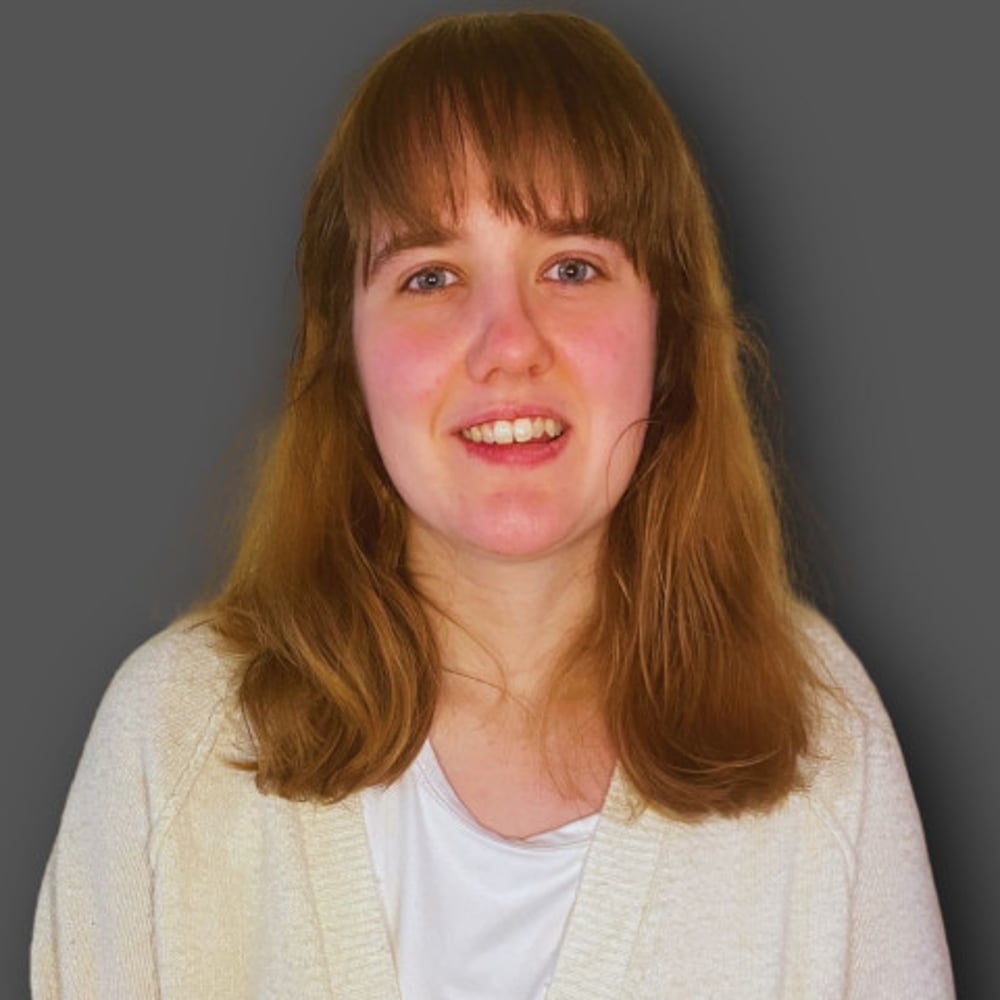 Profile thumbnail image for Liz Broeker, Soloist