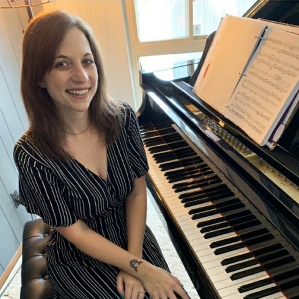 Profile thumbnail image for Liz Plays Piano